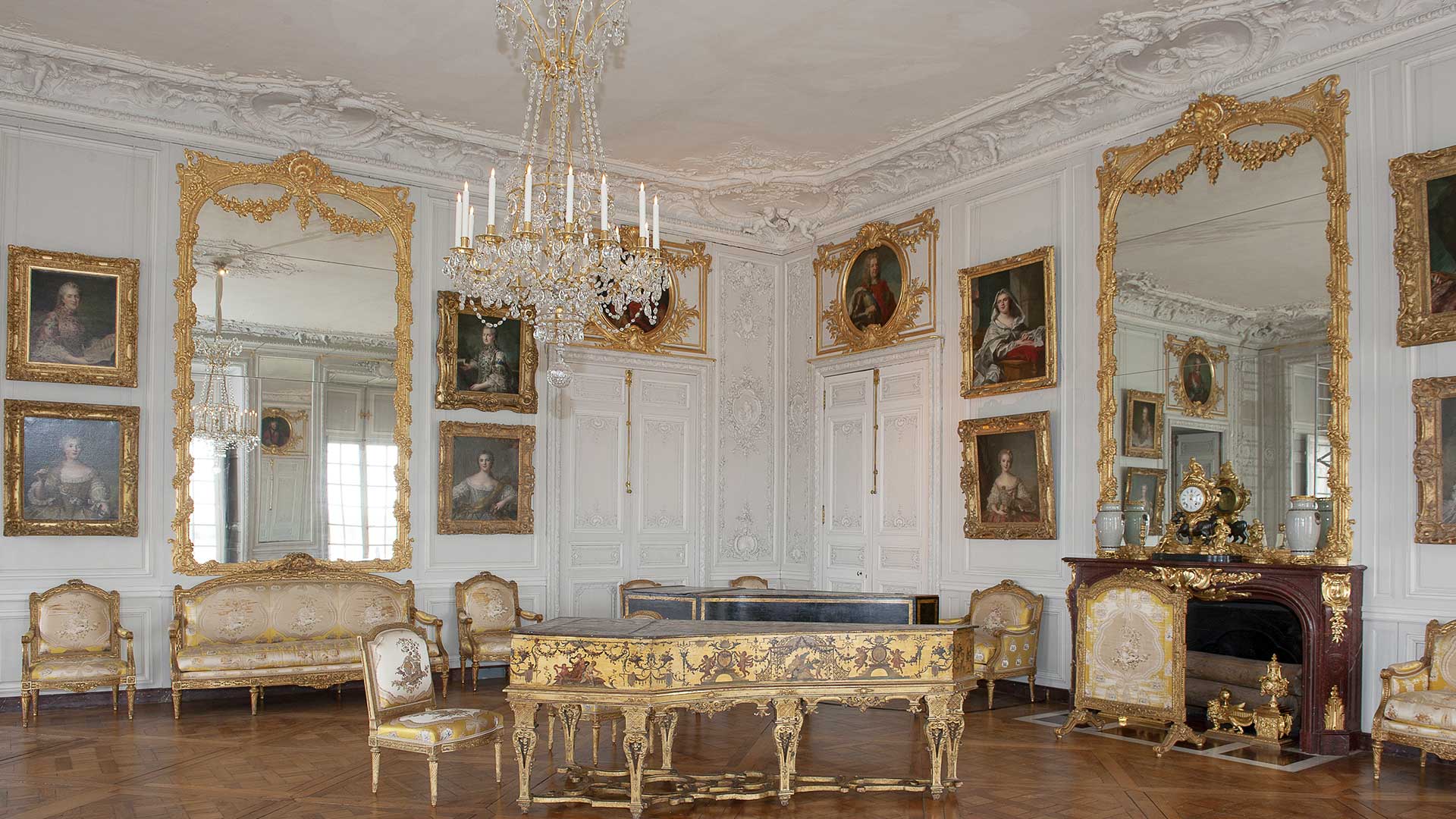 Les Appartements des filles de Louis XV